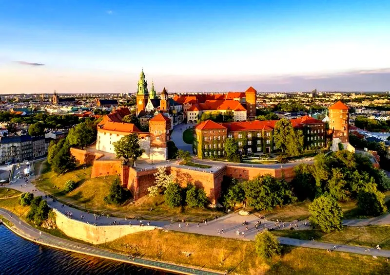 Gdzie szukać pracy w Krakowie? Sprawdzone sposoby i porady