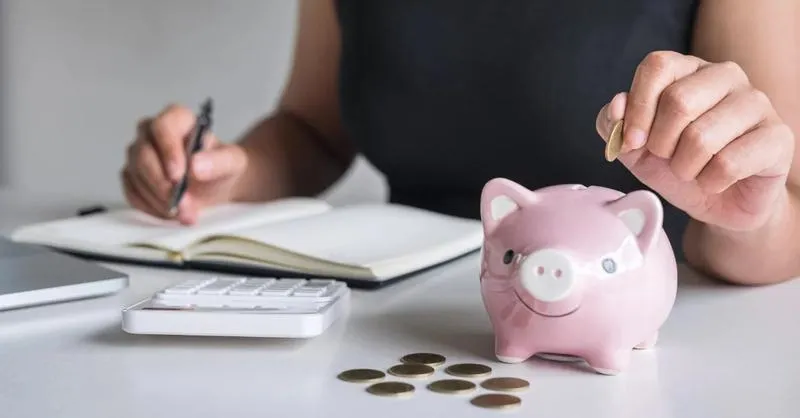 Skuteczne strategie na oszczędzanie pieniędzy na koncie firmowym