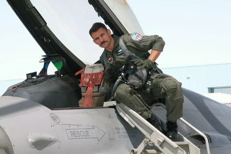 Dodatki dla pilotów myśliwców