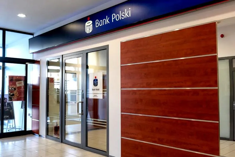 Kontakt z bankiem PKO