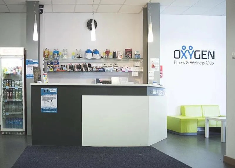 Praca na recepcji siłowni