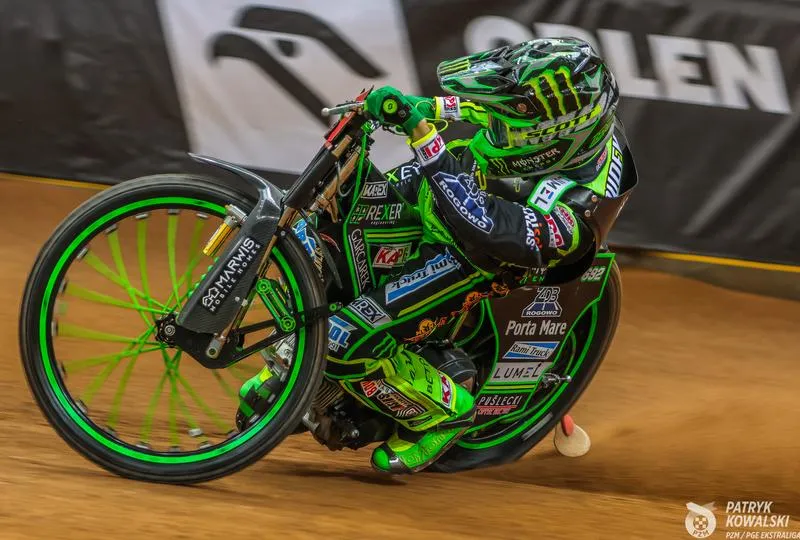 Zarobki Patryka Dudka