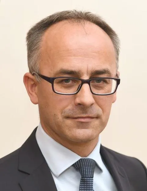 Zarobki sekretarzy w Polsce